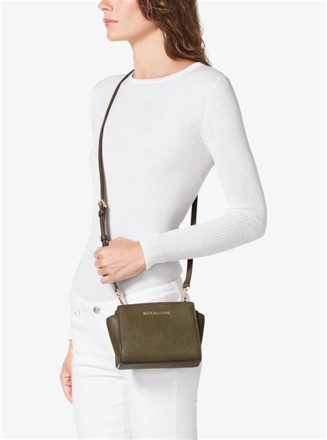 michael kors selma mini saffiano leather crossbody black|Selma Mini Saffiano Leather Crossbody .